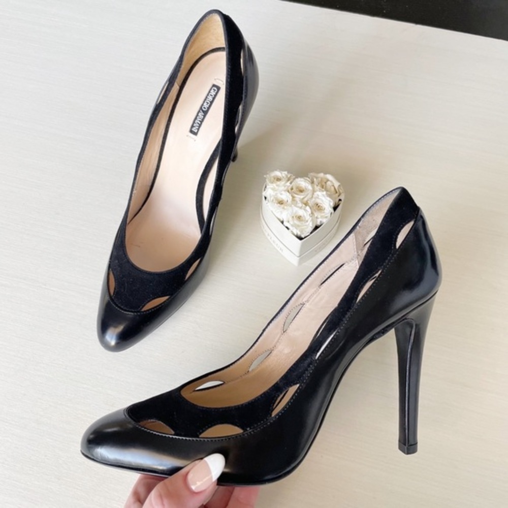 🆕 Giorgio Armani Leather & Suede Cut Out High Heel Pumps